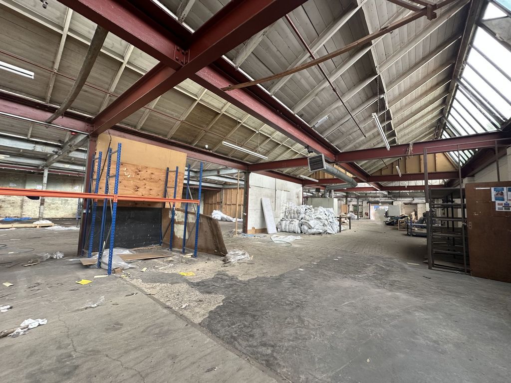 Property photo 2 of 3