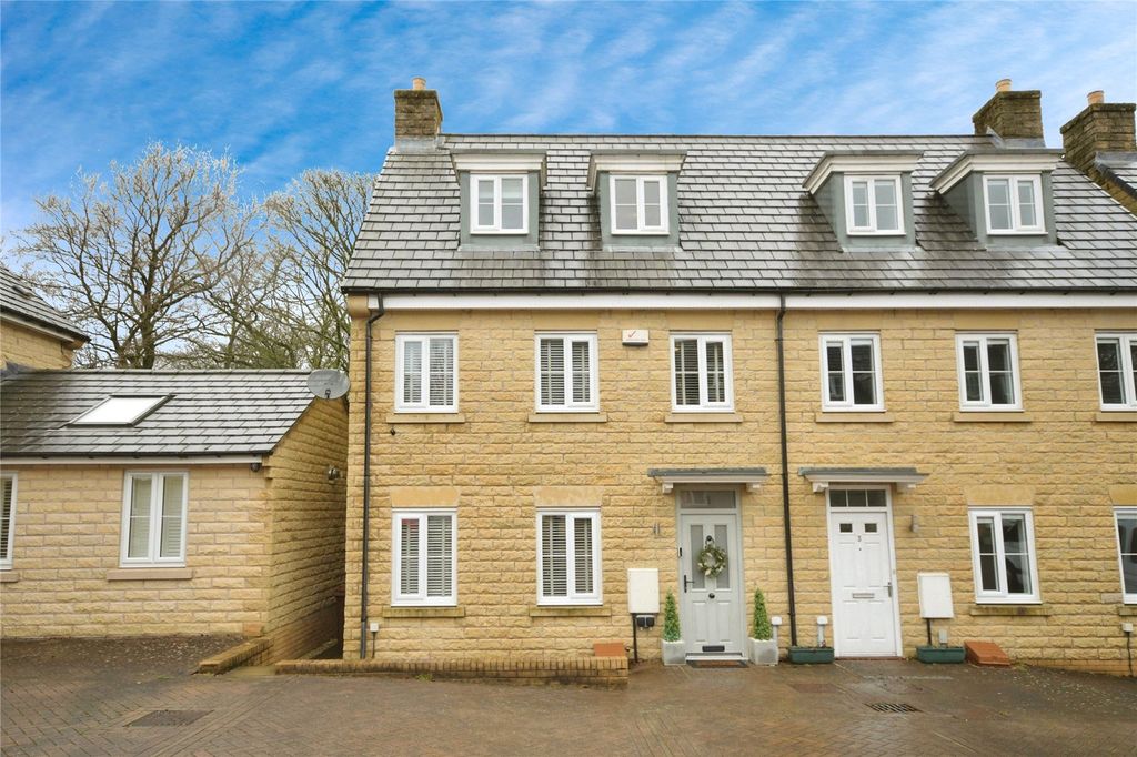 Property photo 1 of 28 Front Elevation