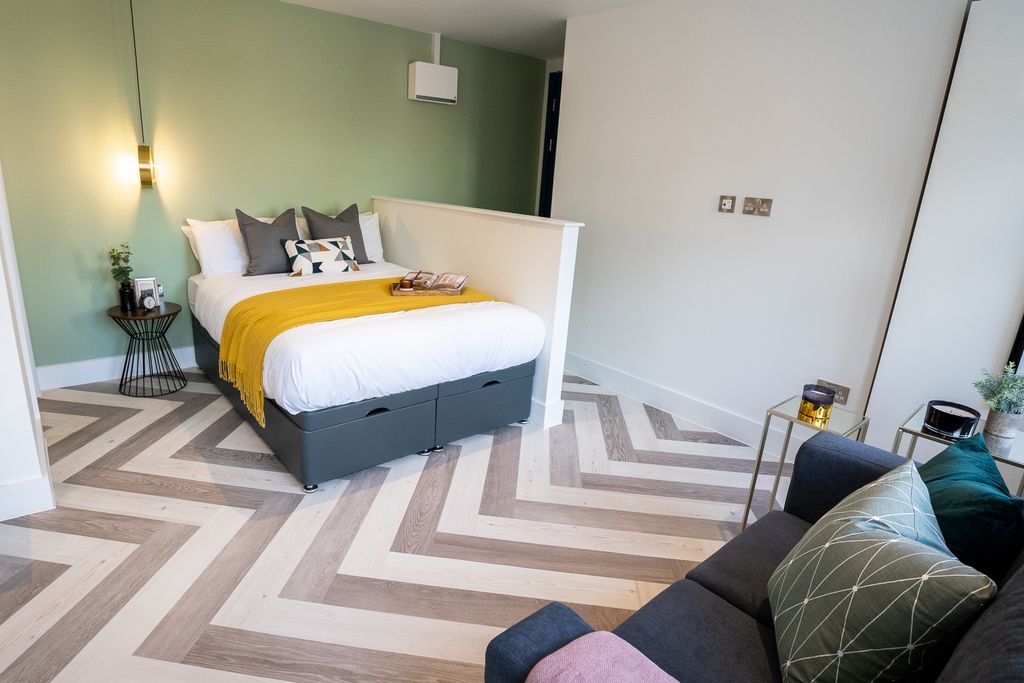 Property photo 1 of 23