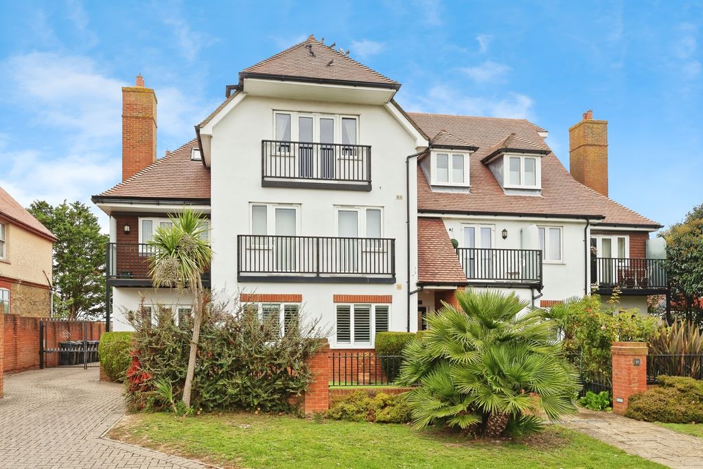 Property photo 1 of 17 Photo