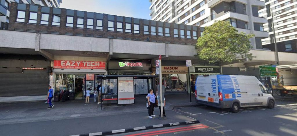 Property photo 2 of 13