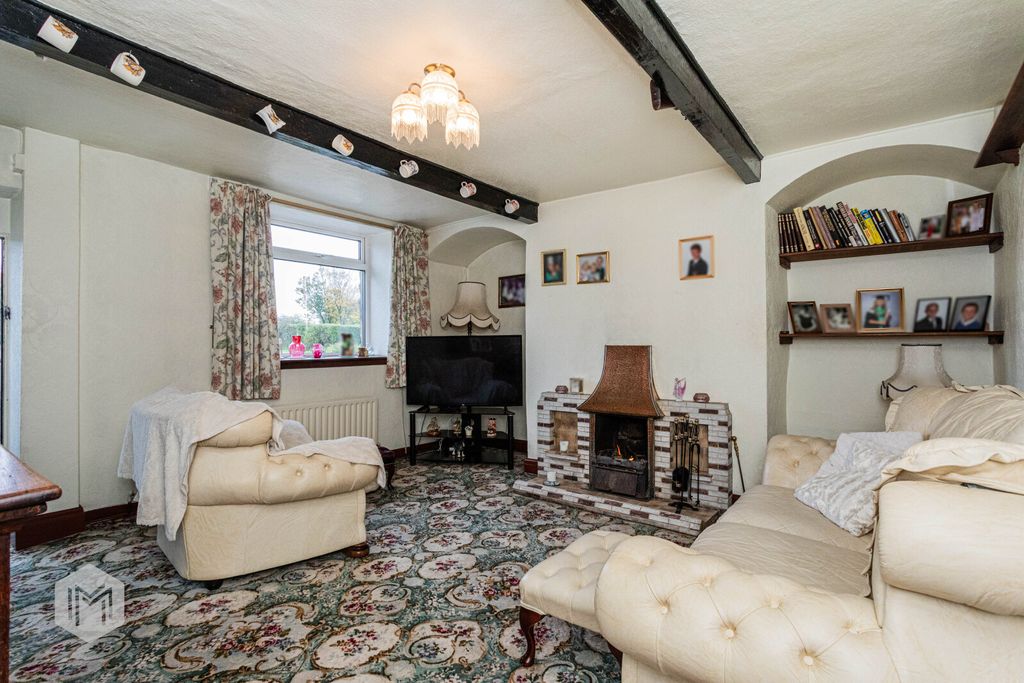 Property photo 3 of 21 Picture No. 11