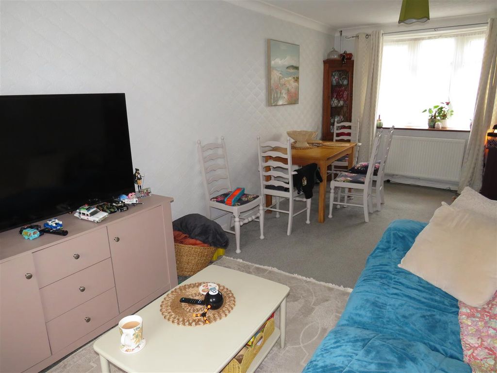 Property photo 2 of 9 Img_1718.Jpg