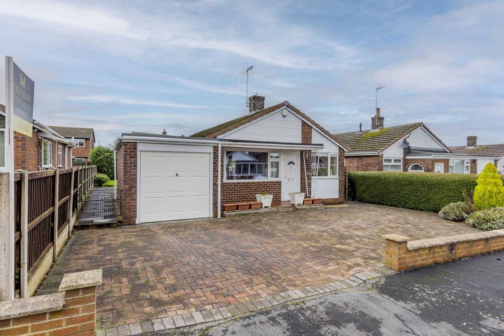 Property photo 1 of 21