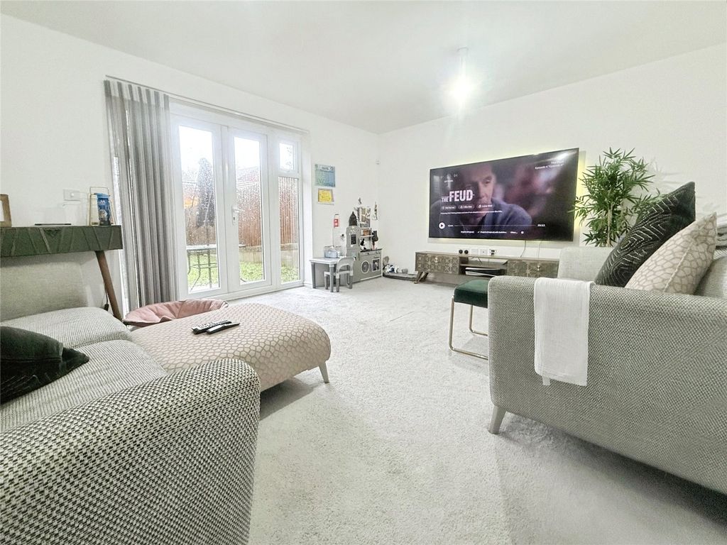 Property photo 2 of 13 Picture 2