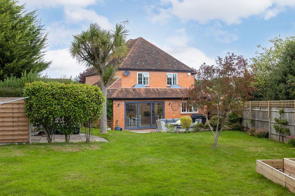 Property photo 2 of 15 Rear