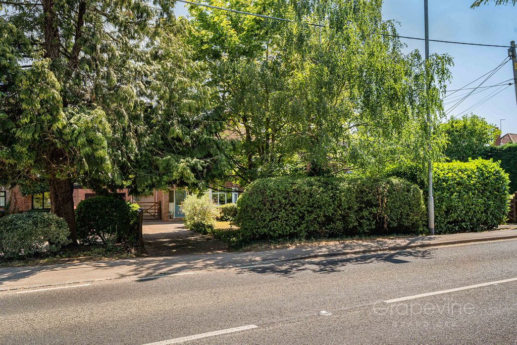 Property photo 2 of 24