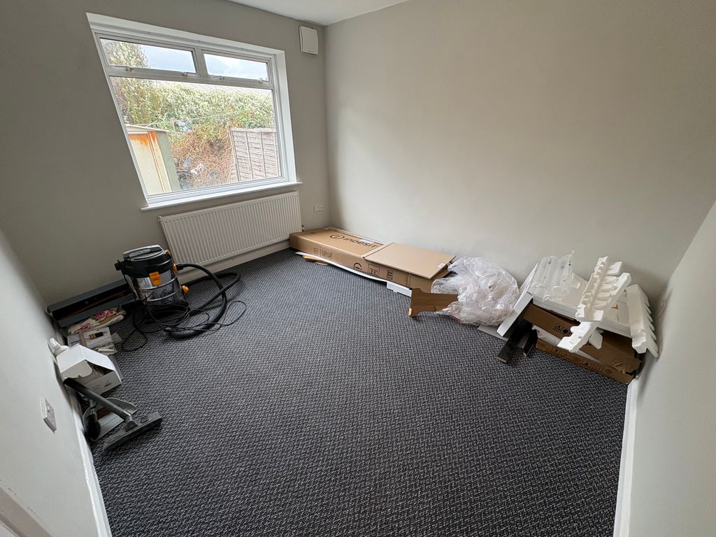Property photo 3 of 6 Img_7724