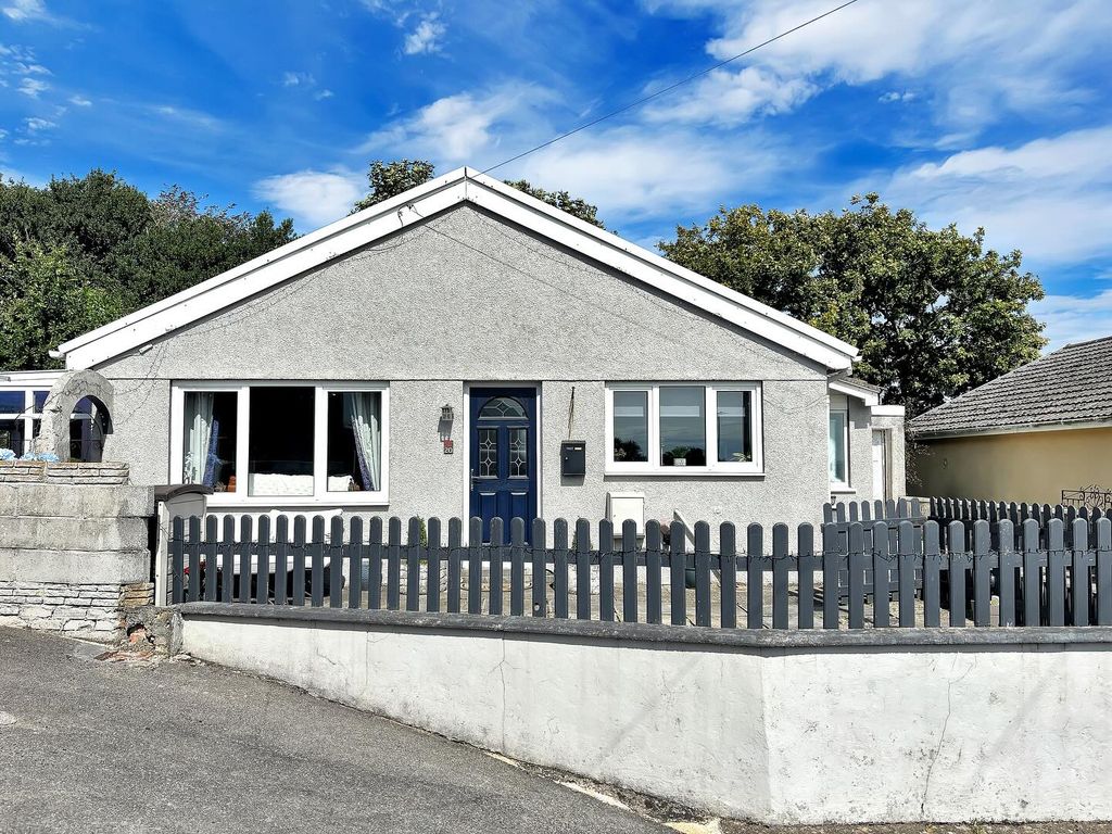 Property photo 1 of 30