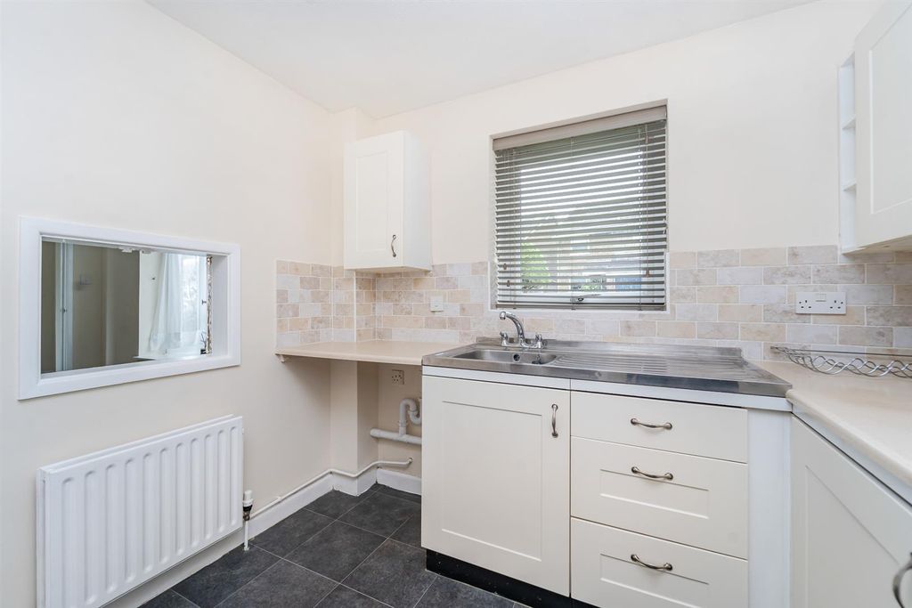 Property photo 2 of 14 2.Jpg