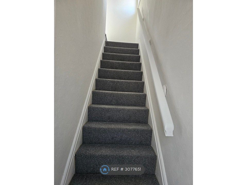 Property photo 3 of 17 Stairway