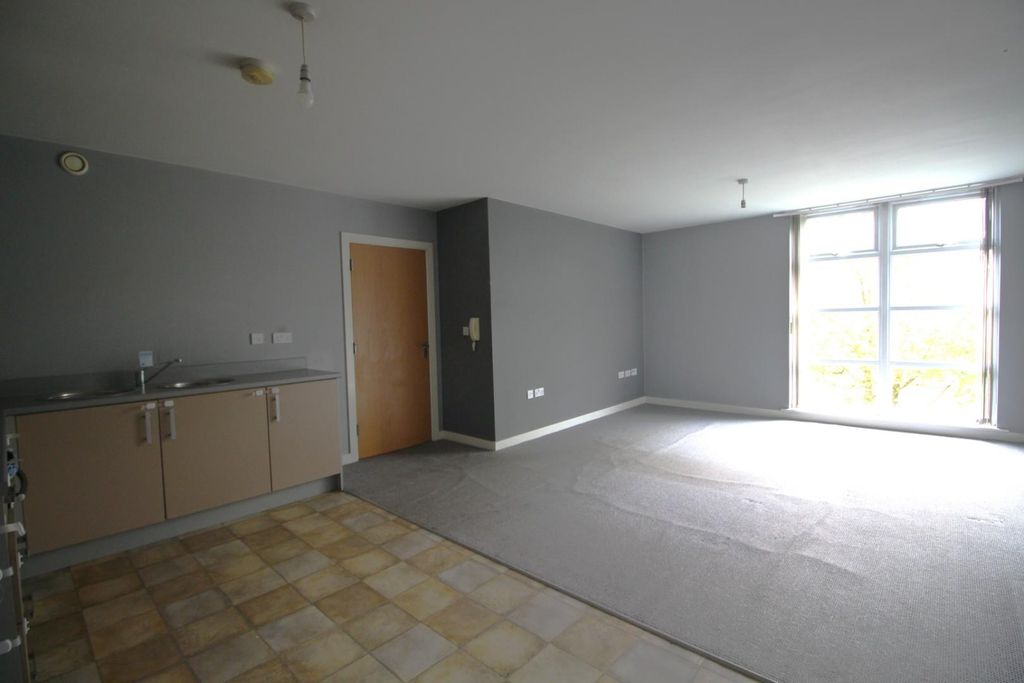 Property photo 2 of 10 Img_2286.Jpg