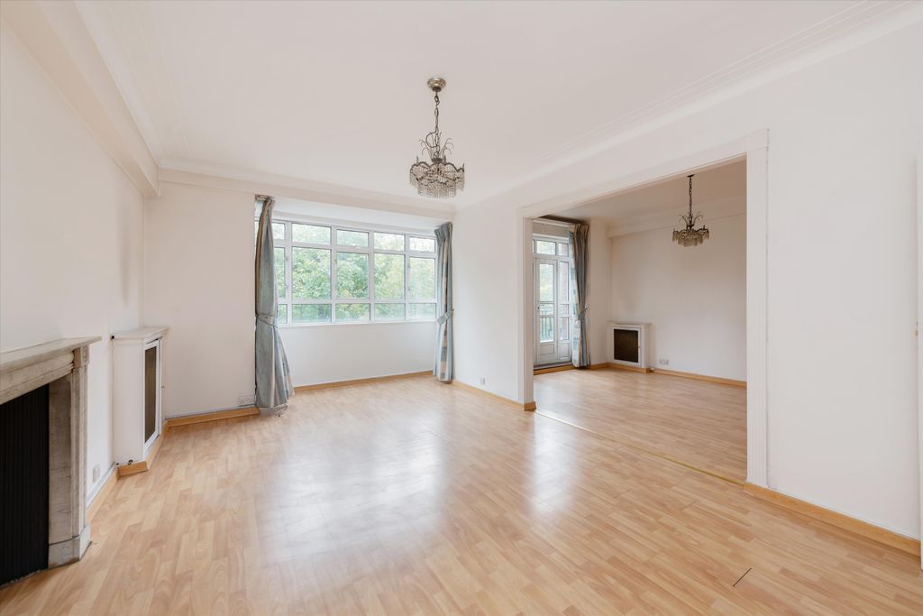Property photo 3 of 12 Image