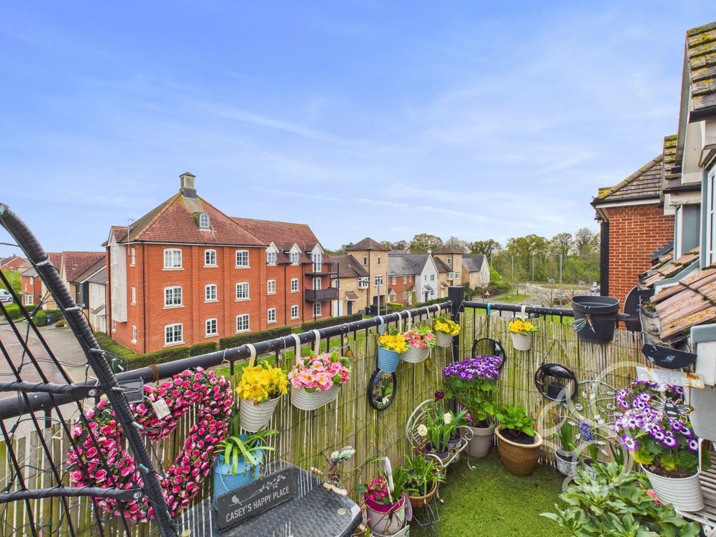 Property photo 2 of 14 Cam01659G0-Pr0408-Still019.Jpg