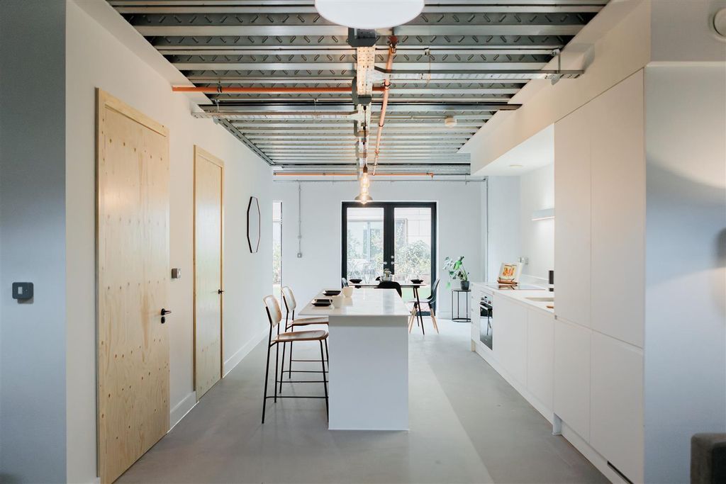 Property photo 1 of 10 Cqv0Yobcmkcaqij9Ps-6Zw.Jpg