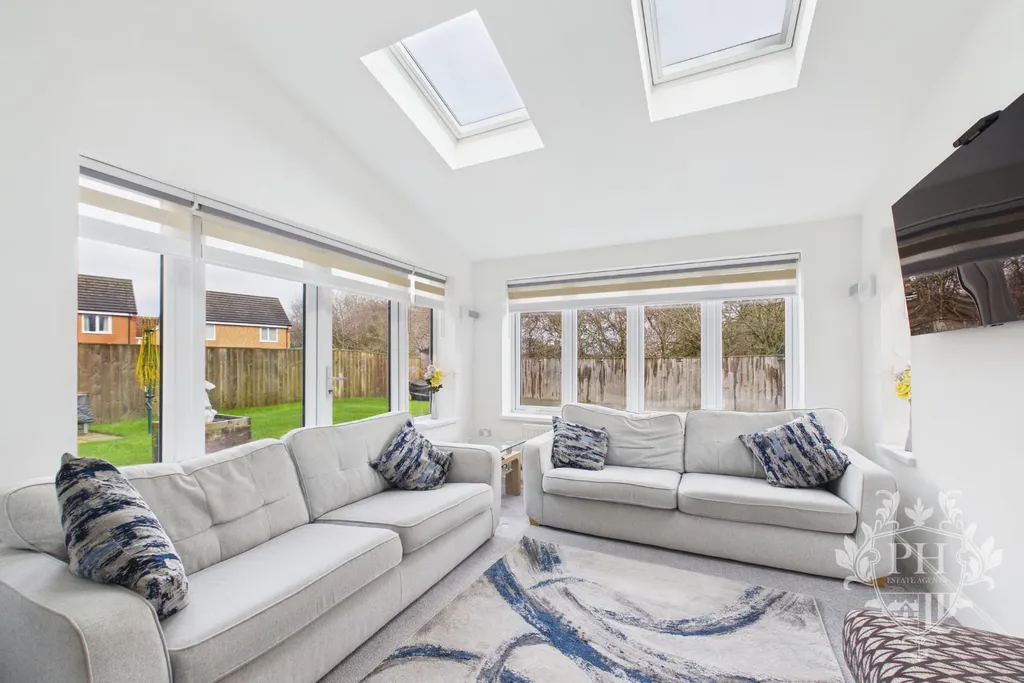 House in Middlesbrough, Hemlington - View 3
