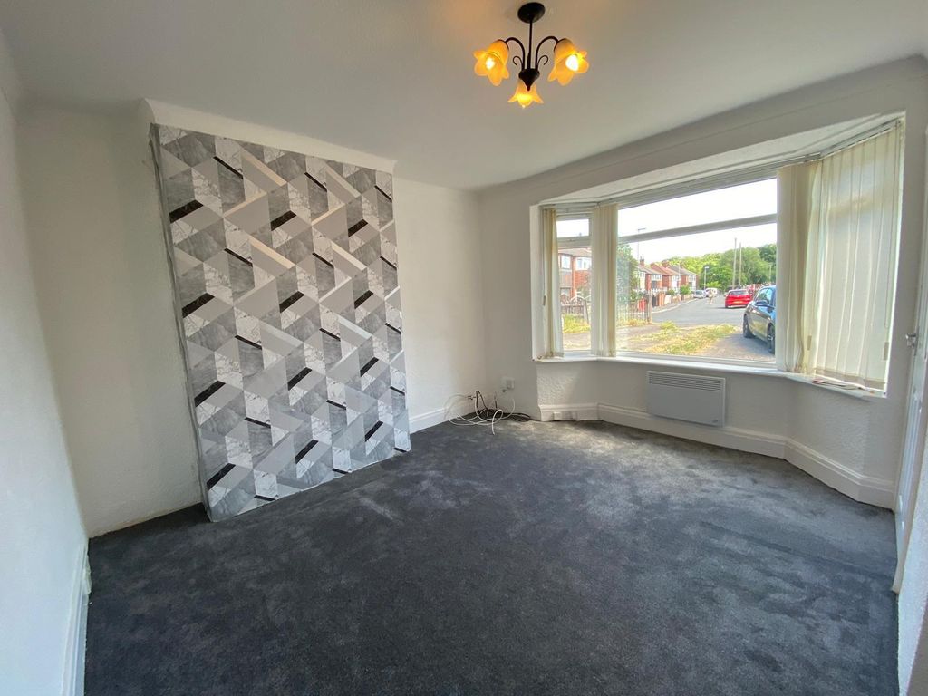 Property photo 2 of 11 Image