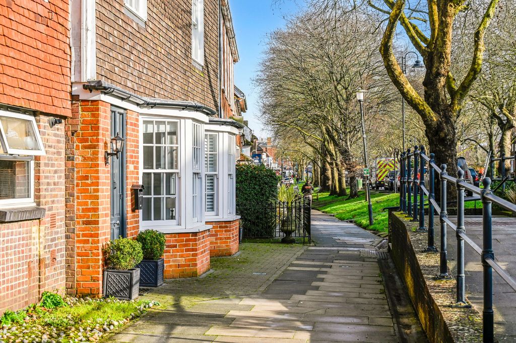 Property photo 1 of 22