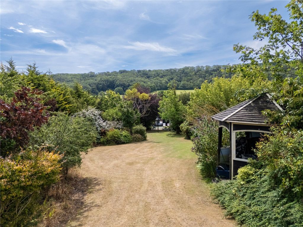 Property photo 2 of 41 Picture No. 03