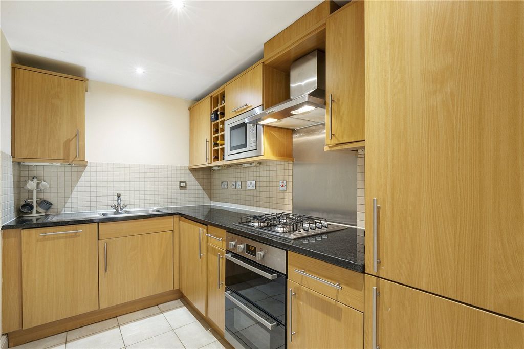 Property photo 2 of 6 Picture No. 06