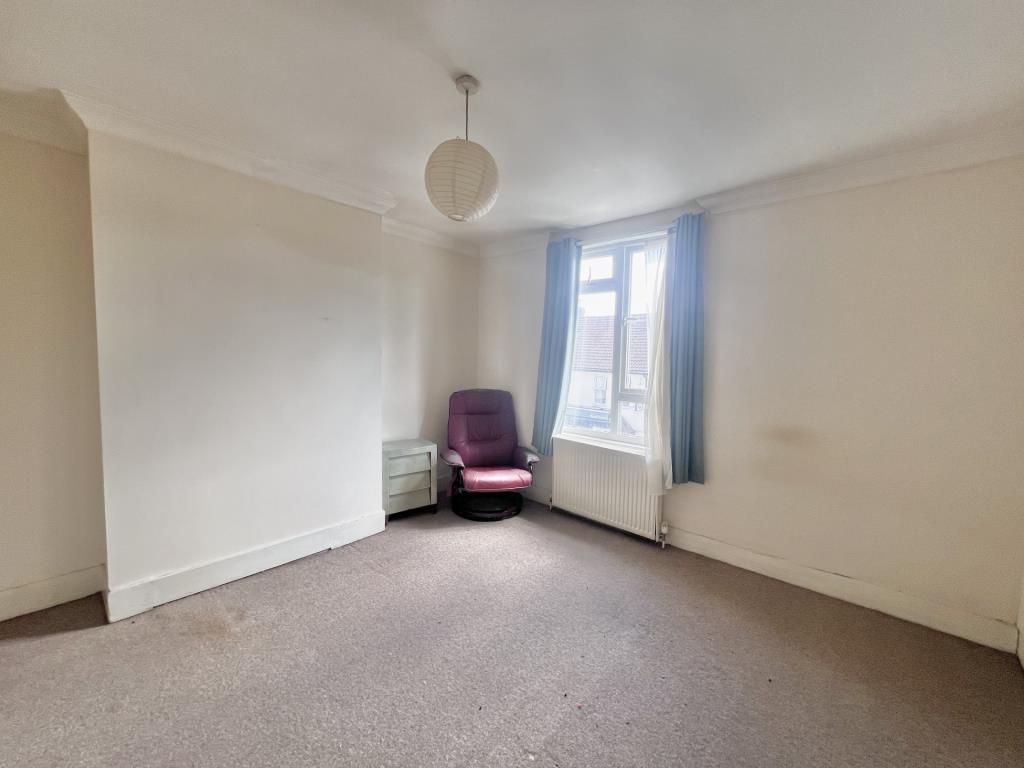 Property photo 3 of 7 Bedroom