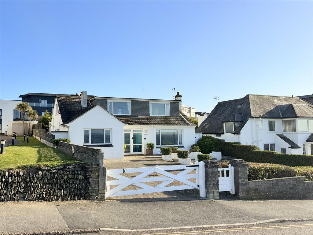 Property photo 1 of 30