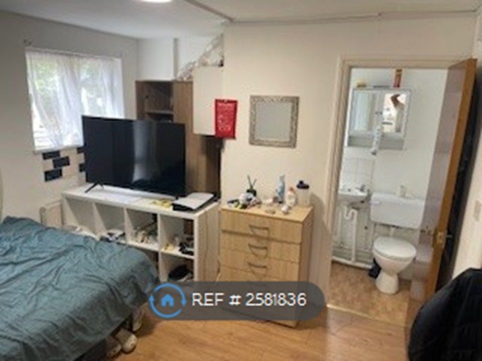 Property photo 2 of 10