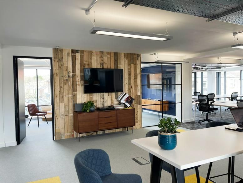 Property photo 3 of 14