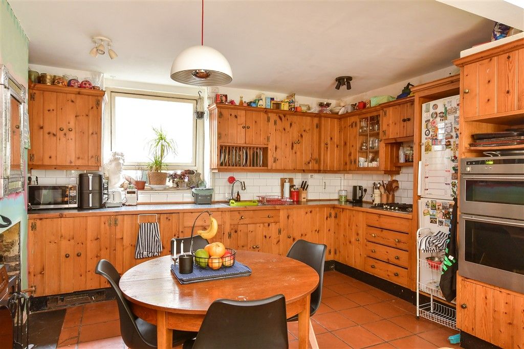 Property photo 3 of 12 Lounge/ Kitchen/ Diner