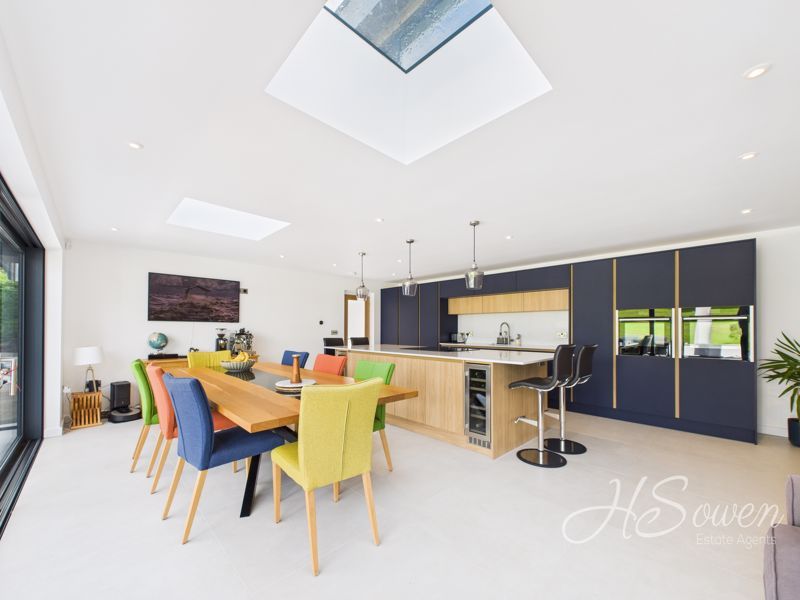 Additional image 8 of 4 bed detached house to rentSeymour Drive, Torquay TQ2