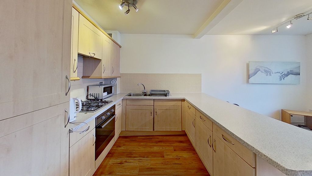 Property photo 3 of 8 Photo 3