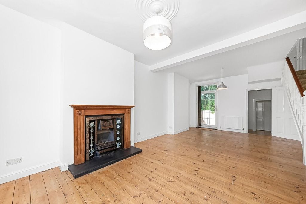 Property photo 2 of 10 2.Jpg