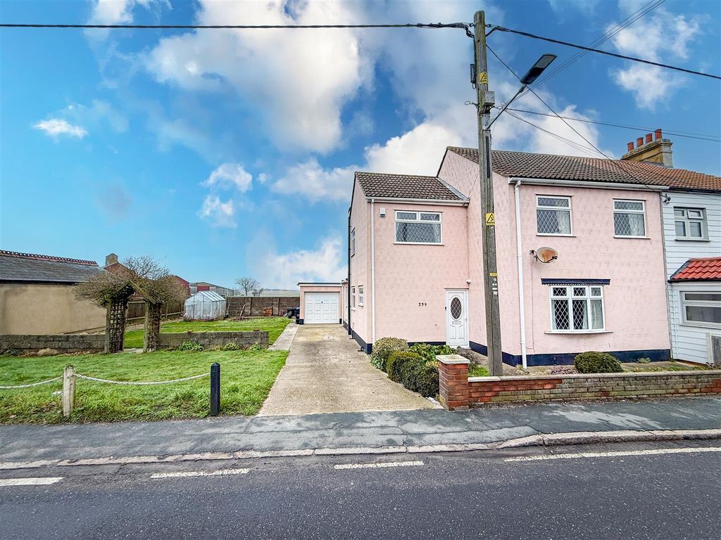 Property photo 1 of 28 Harwich Front 2.Jpg