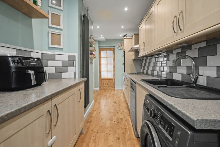 Property photo 2 of 16 322302