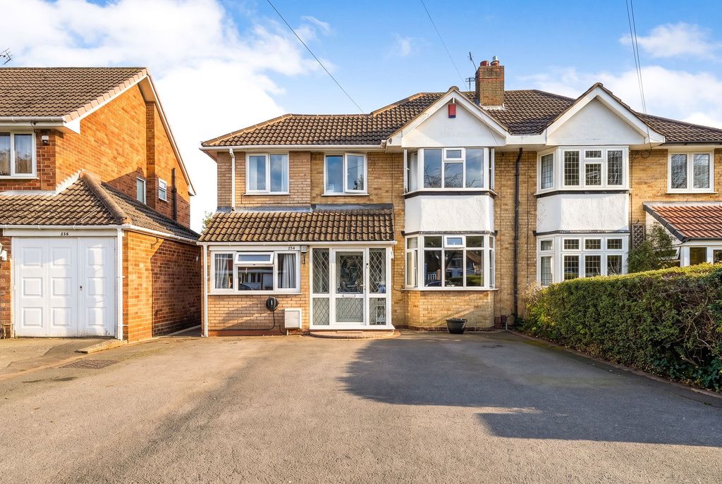 Property photo 1 of 33