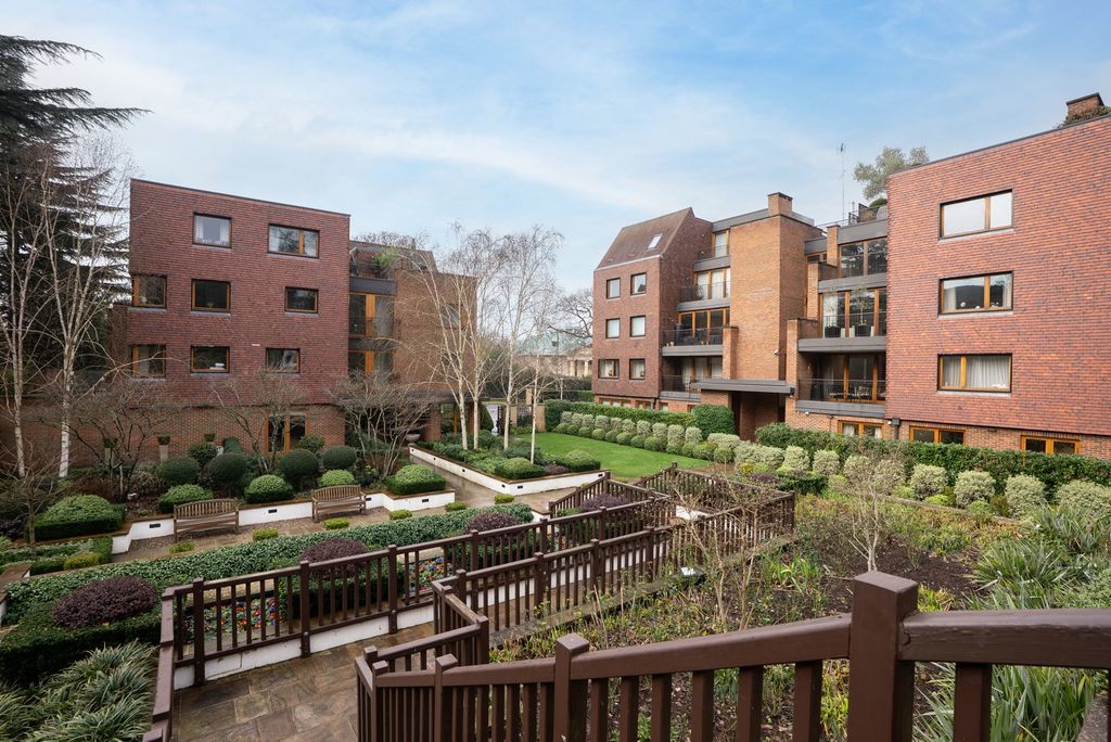 Property photo 1 of 29