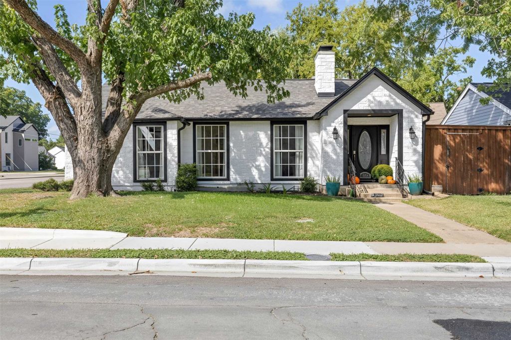 Property photo 1 of 31