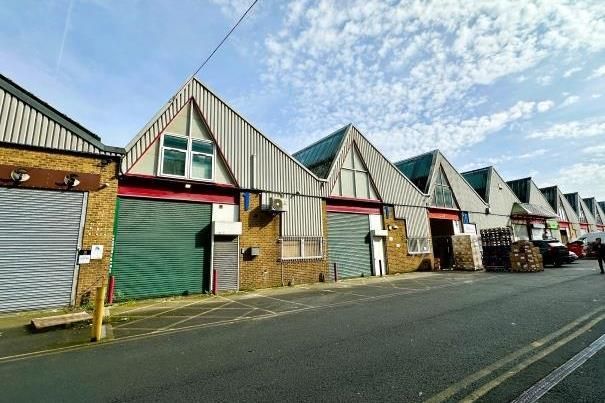 Property photo 1 of 9