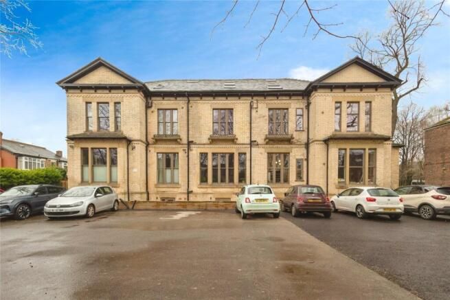 Property photo 2 of 9