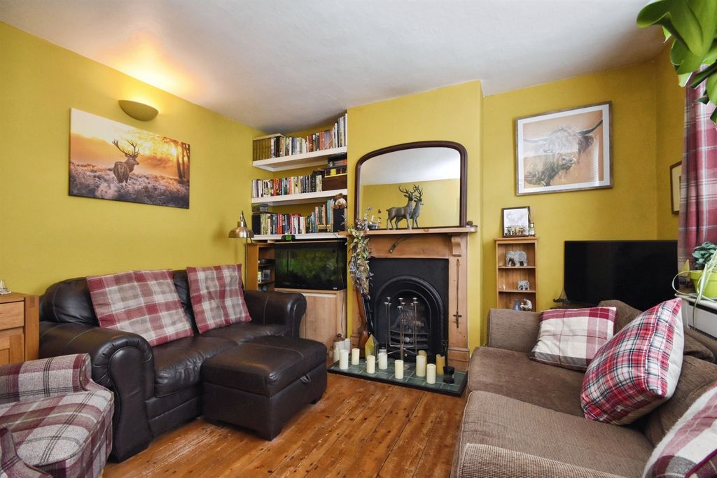 Property photo 2 of 15