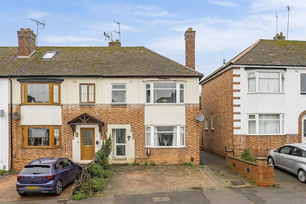 Property photo 1 of 13