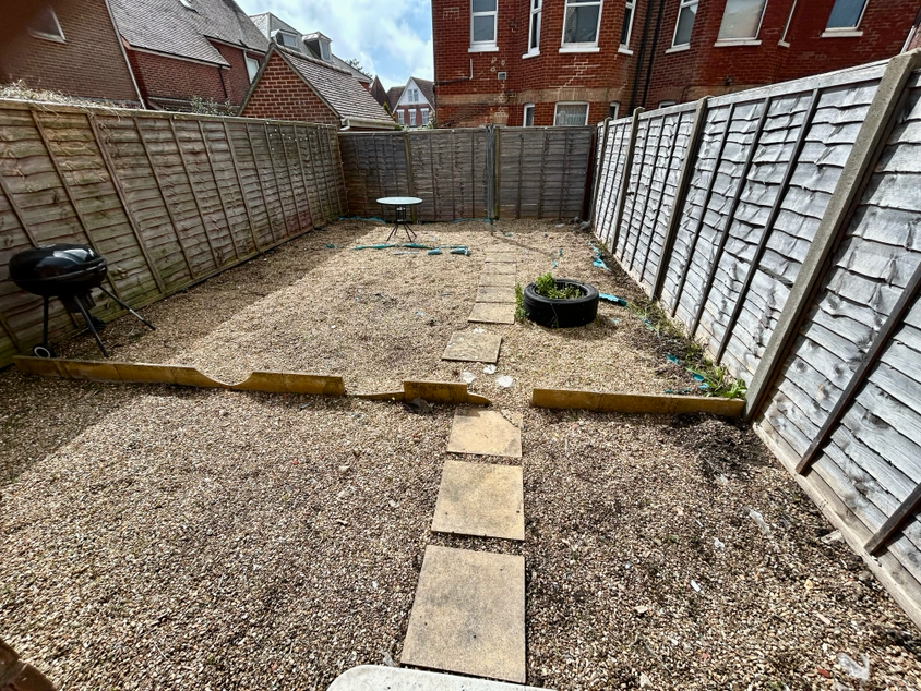 Property photo 3 of 6
