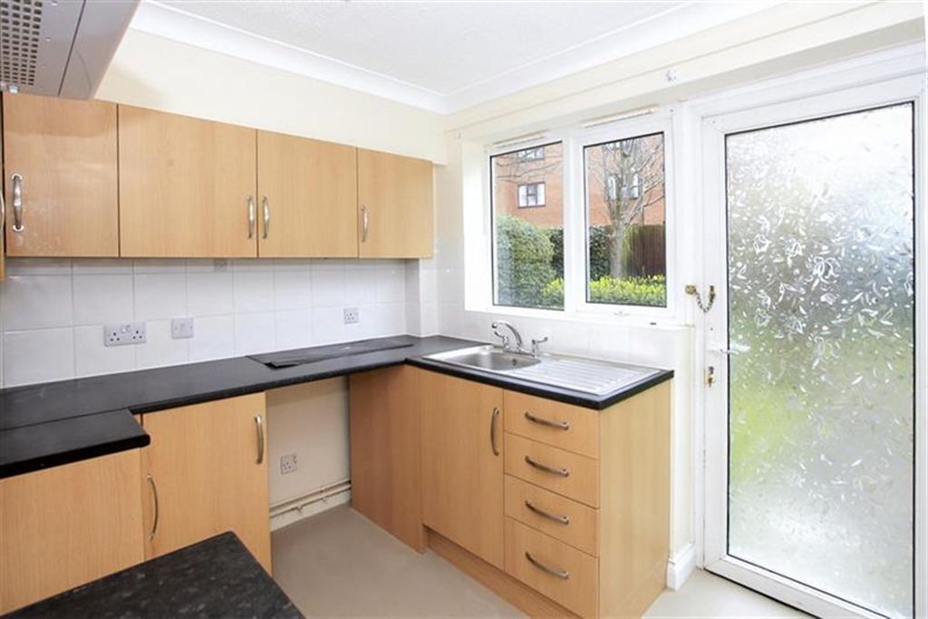 Property photo 1 of 11 (Main)