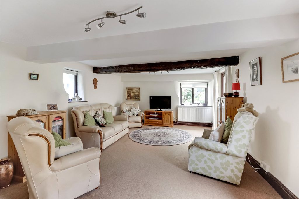 Property photo 2 of 16 Picture No. 06