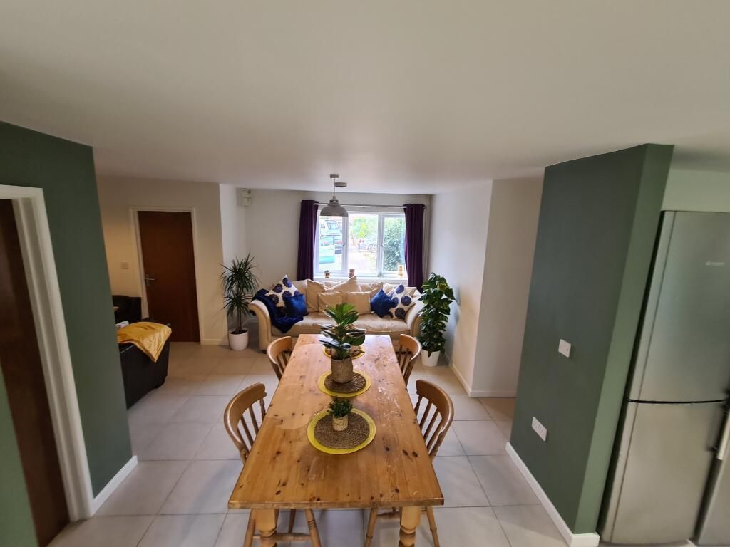 Property photo 3 of 17 Image