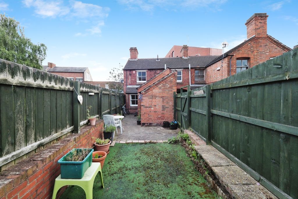 Property photo 3 of 17