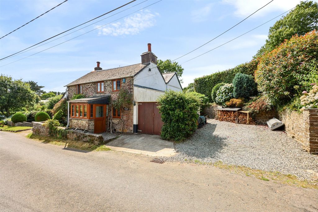 Property photo 2 of 21 Picture No. 24