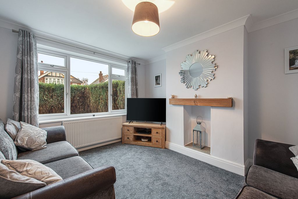 Property photo 2 of 21