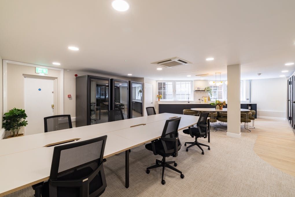 Property photo 3 of 7 Web - 3rd Floor 89 Great Eastern Street-6.Jpg