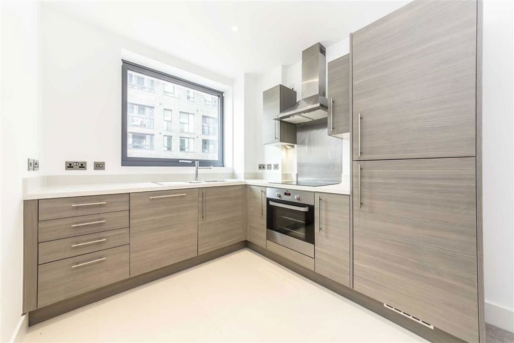 Property photo 3 of 6